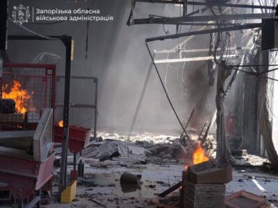 Російський дрон влучив у поштовий термінал у Запоріжжі