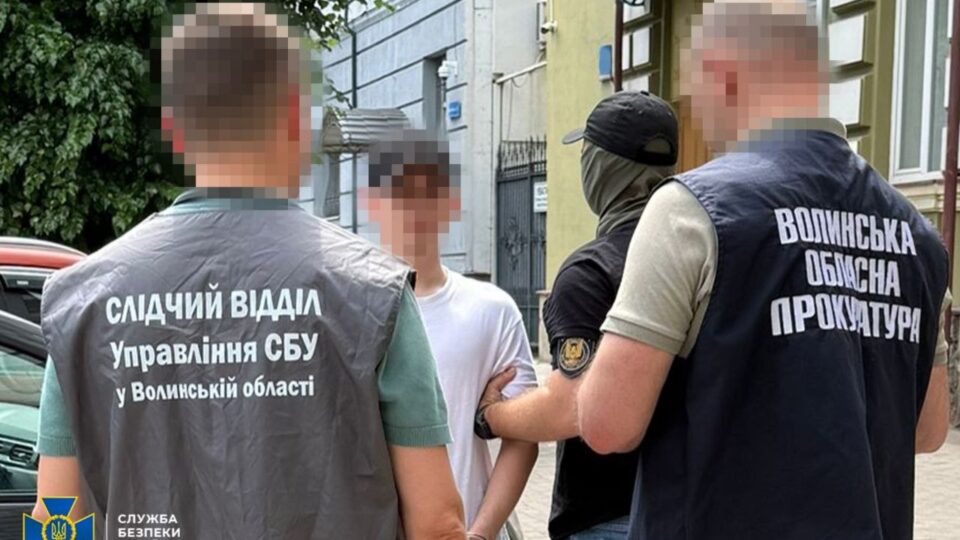 Старлінки для окупантів: СБУ затримала вісьмох агентів рф у кількох областях 