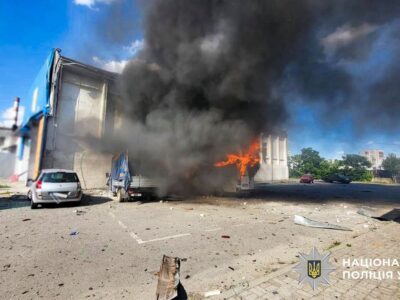 Наслідки обстрілів рф на Запоріжжі: 20 поранених, пошкоджене поштове відділення