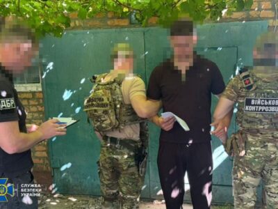 Був у полоні і знущався над полоненими: повідомлено про підозру військовому