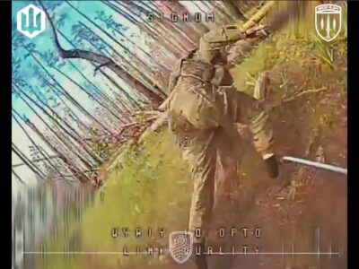 Спиною, задом, п’ятками: окупанти показали різні стилі прийому наших дронів