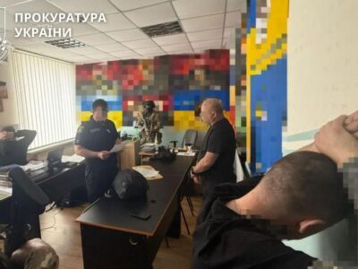 Посадовців армійського корпусу підозрюють у поборах із підлеглих — ДБР