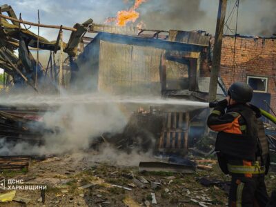 Російська авіація атакувала Ізюм: поранено трьох людей