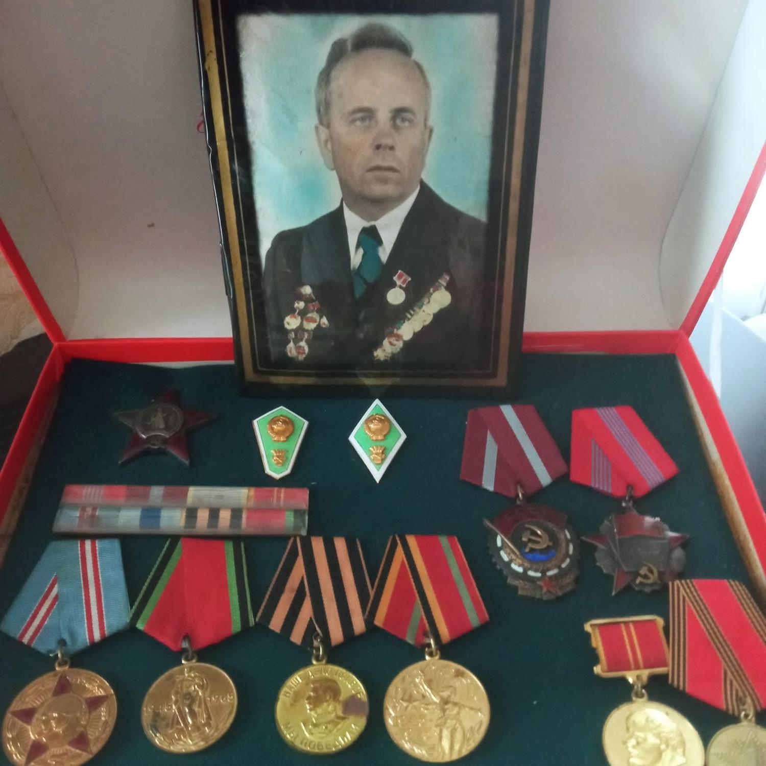 Військові нагороди дідуся Василя Богача
