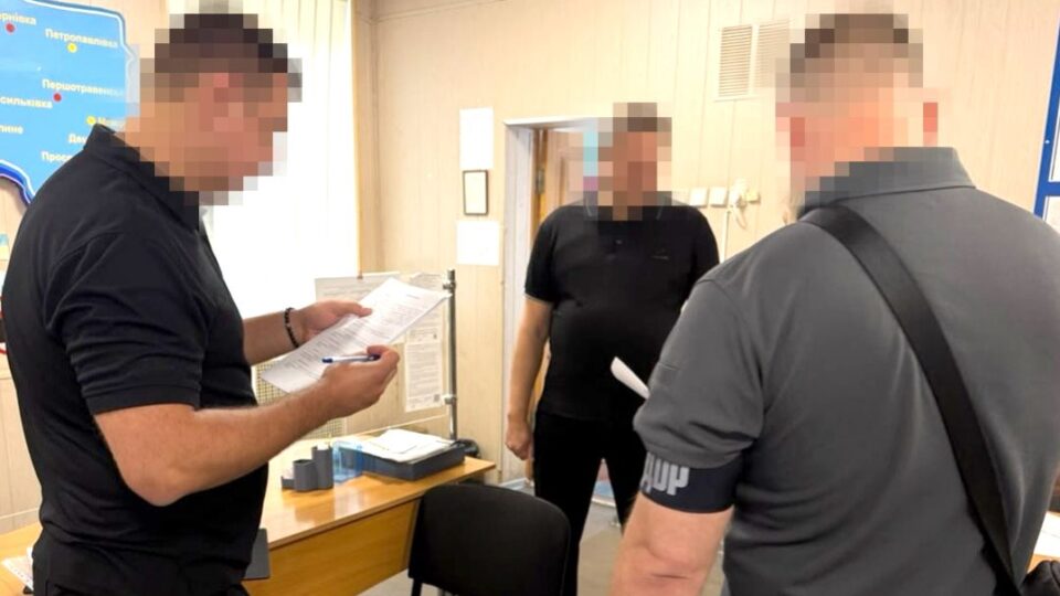У столичному ТЦК видаляли за гроші дані із реєстру — ДБР про перші результати операції «Чесний призов» 
