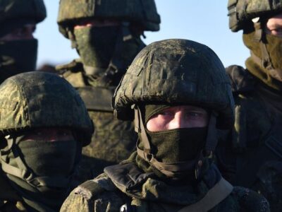 Росіяни пішли ва-банк: як «Азов» зірвав масштабний штурм ворога ще на підході