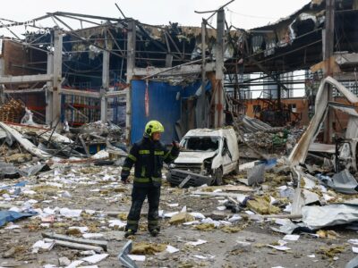 У Києві внаслідок нічного російського обстрілу загинула жінка