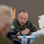 Олександр Сирський: Темпи просування росіян скоротилися удвічі, наступ триває на 6–7 напрямках