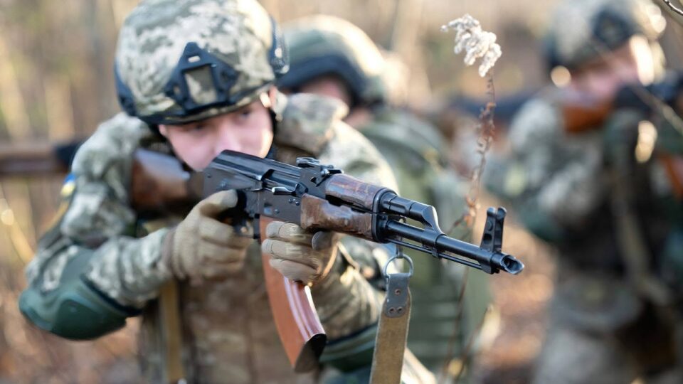 Чому випускники Житомирського військового інституту отримують два дипломи та де служать після випуску 