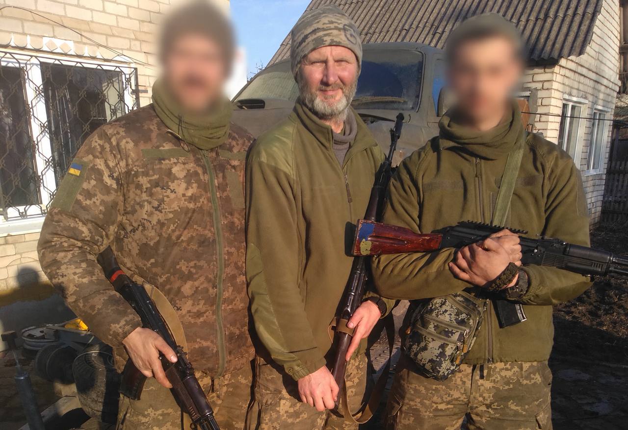Костянтин Красільніков з бойовими побратимами