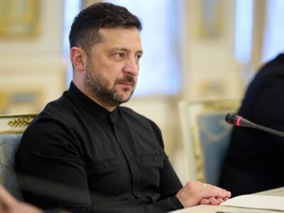 Окупанти готуються прийняти з КНДР нову партію військових та установки для балістичних ракет