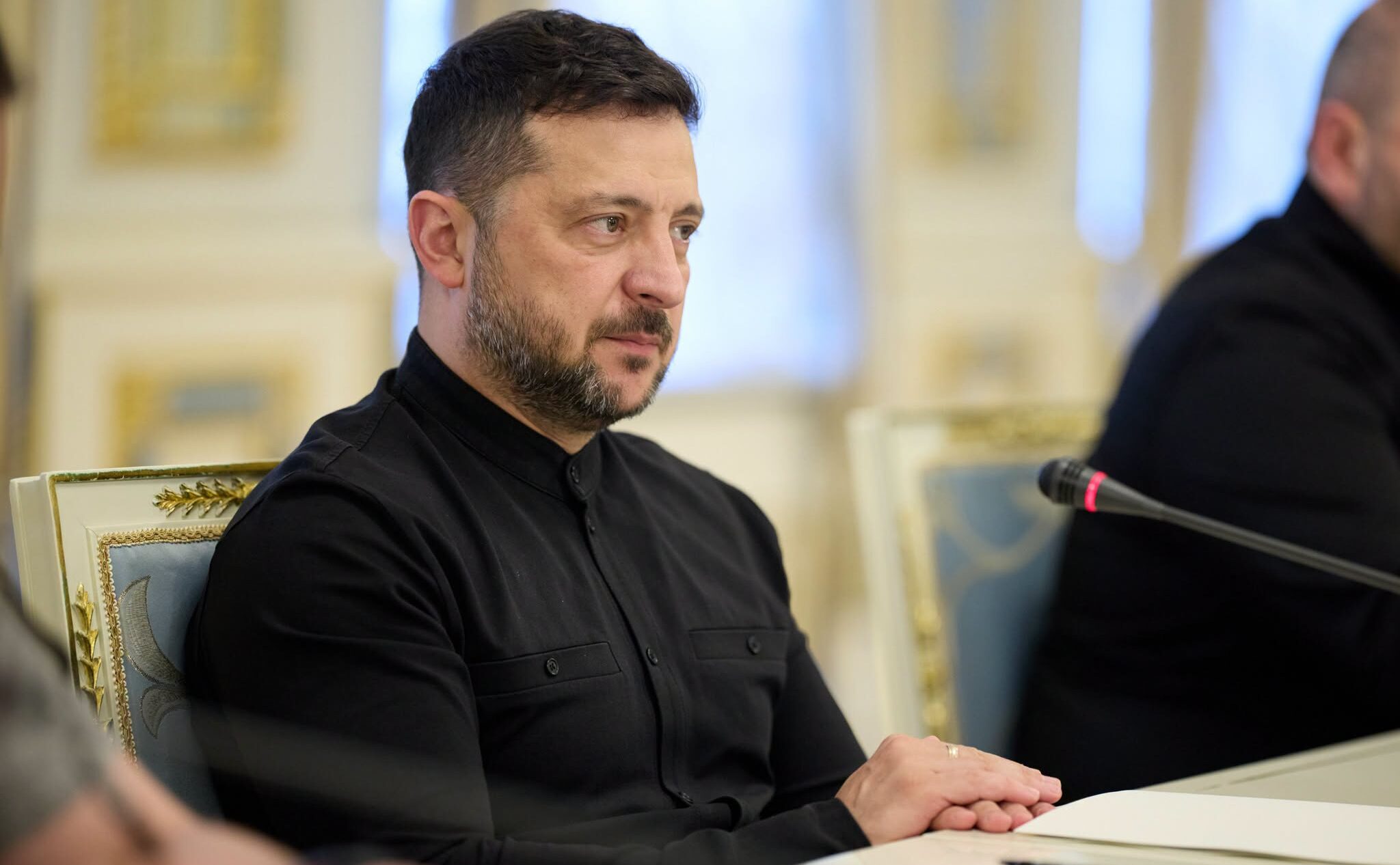 Окупанти готуються прийняти з КНДР нову партію військових та установки для балістичних ракет