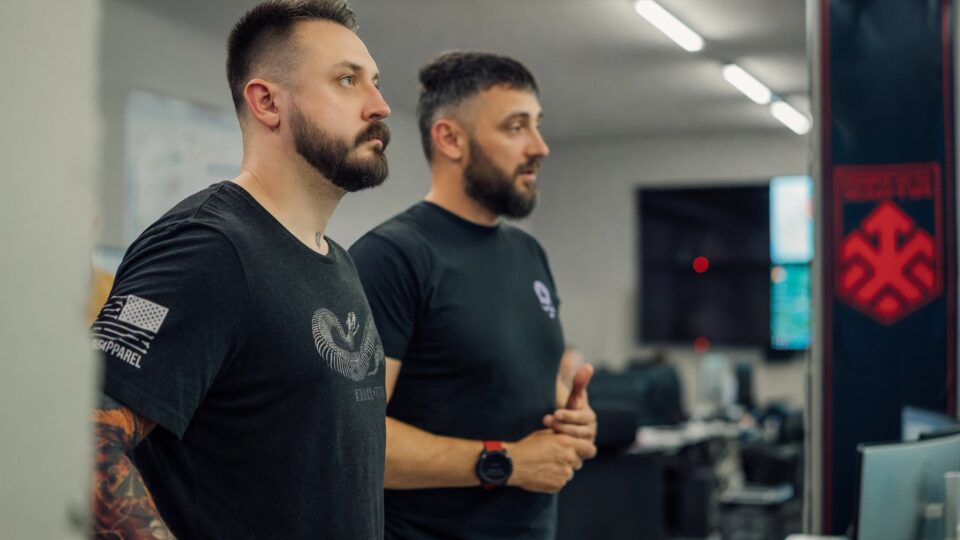 Нові контракти та кадровий менеджмент: заступник міністра оборони Мстислав Банік відвідав корпус «Хартія» 
