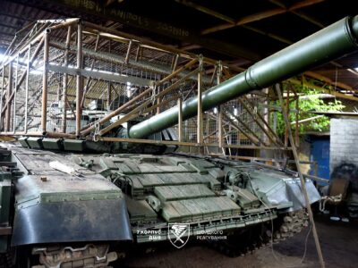 Забули заправити: десантники 81-ї бригади без бою захопили російський Т-72