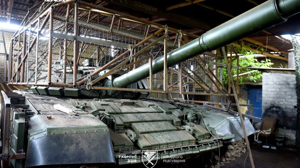 Забули заправити: десантники 81-ї бригади без бою захопили російський Т-72 