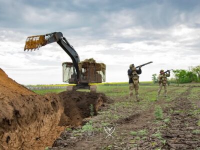 «Противник не відмовляється від намірів створити „буферну зону“ на півночі» — Головнокомандувач ЗСУ