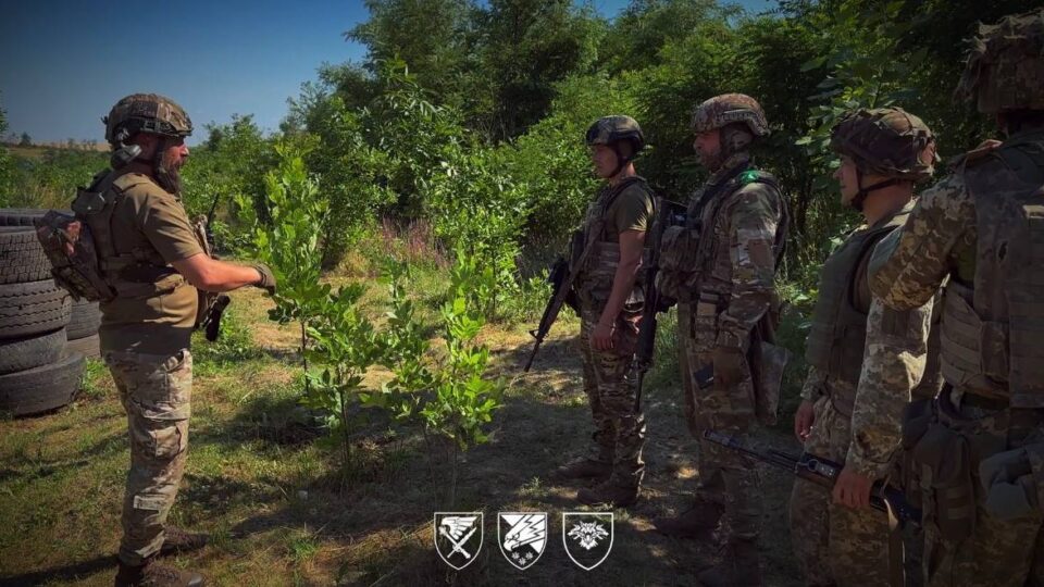Тренування еліти ЗСУ: сержанти ДШВ і морської піхоти пройшли спільні навчання 