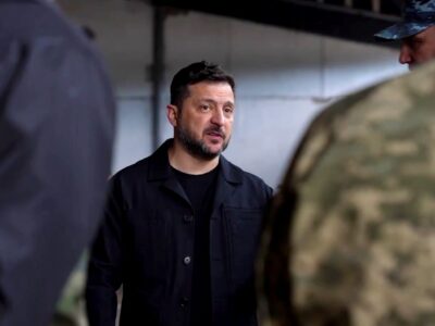 Президент обговорив з військовими кроки для захисту Одещини від ворожих ракет та дронів