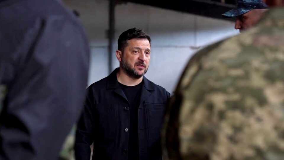 Президент обговорив з військовими кроки для захисту Одещини від ворожих ракет та дронів 