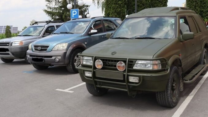 Авто «для ЗСУ» продавали через автомайданчики: у Києві викрили схему з понад 3000 машинами 