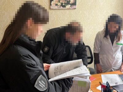 Вчила як обдурити комісію та продавала висновки ВЛК: судитимуть колишню військову лікарку з Дніпра