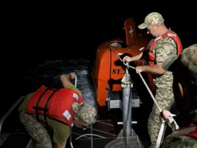 У Чорному морі врятували іноземного моряка з корабля, який атакували росіяни
