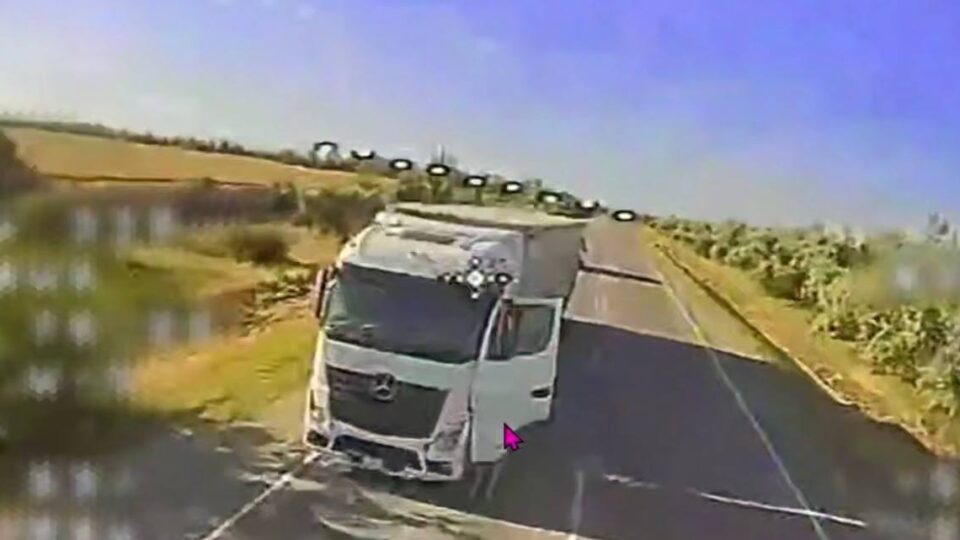 «Не пхайся до Криму навіть за потрійний тариф»: Мадяр звернувся до далекобійників рф 