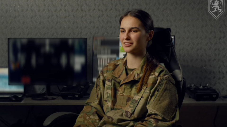 «Завжди хотіла керувати бомбером»: у 125 бригаді розповіли історію операторки Heavy Shot 