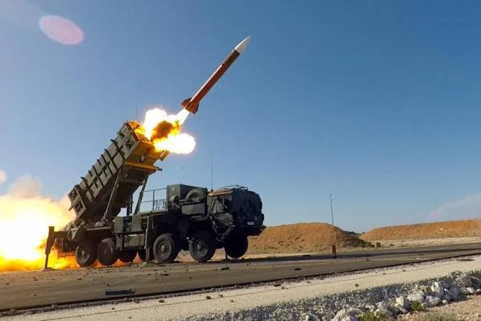 Україна планує спільно з Raytheon виробляти перехоплювачі для Patriot 