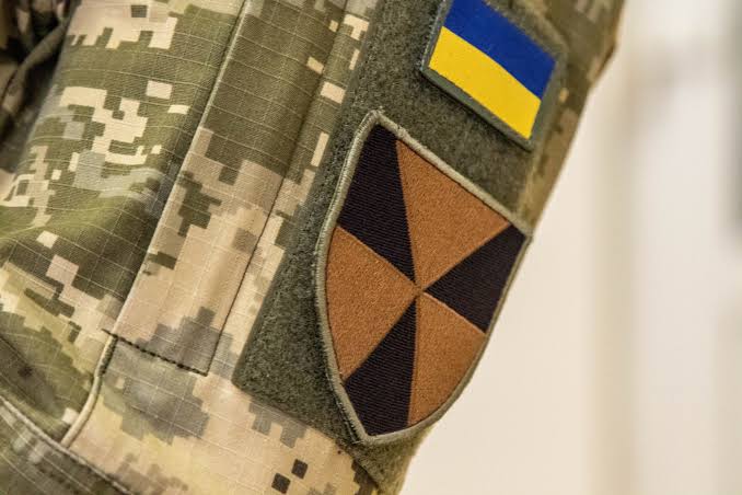 Не лише протигази: 704-та бригада РХБЗ випалює окупантів FPV-дронами з термобаричними боєприпасами 