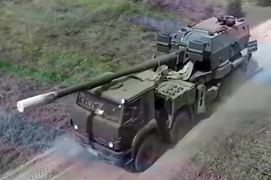 Полювання на «Мальву» завершилось успішно: дронарі 151 бригади уразили новітню САУ росіян 