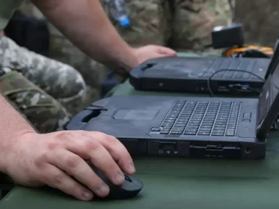 Міноборони відкриває українським компаніям доступ до своїх військових технологій