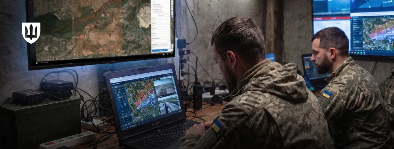 Військові на пункті управління