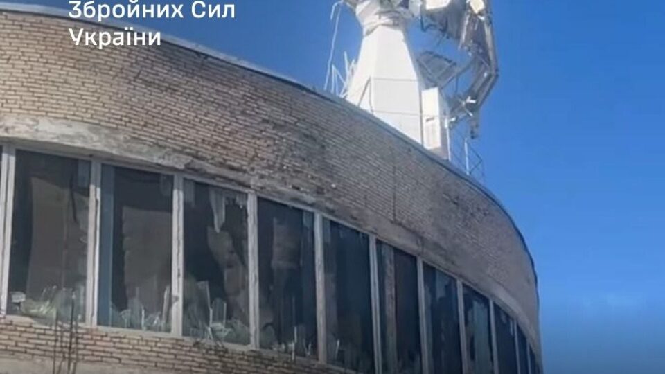 Центр космічного зв’язку рф втратив частину антен після удару Сил оборони 