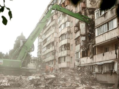 Загинули 19 осіб: у Києві завершено розбір завалів після ворожого удару в ніч на 6 липня
