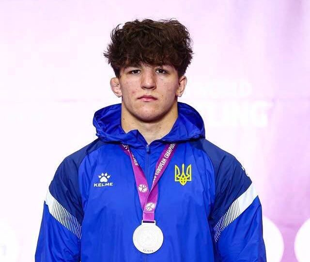 Спортсмен ЗС України став срібним призером чемпіонату Європи U20 з боротьби 