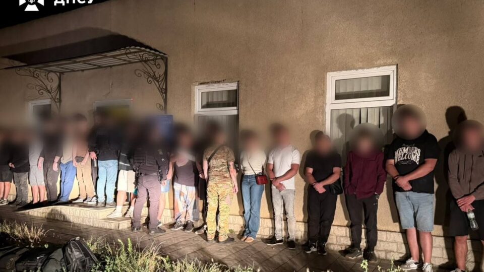Трансфер до Молдови за $130 тисяч: прикордонники зірвали масштабну схему переправлення 