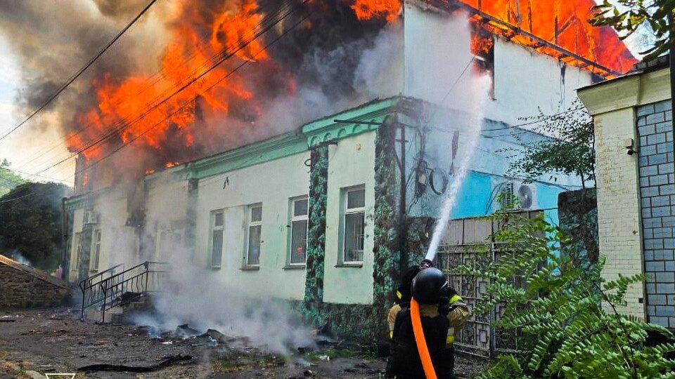 Четверо постраждалих, зокрема дитина: росія атакувала український Південь 
