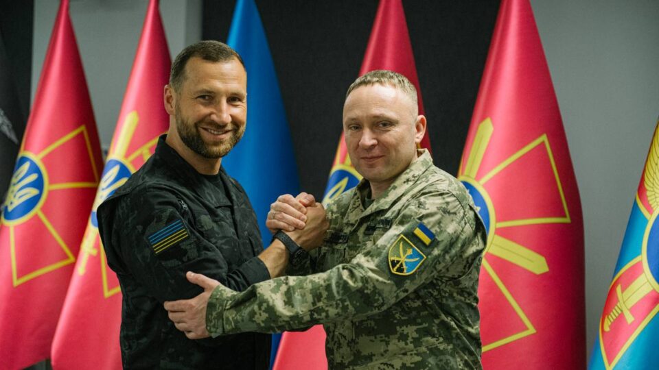 «Переносити війну на територію агресора»: Євгеній Хмара і Михайло Драпатий визначили перші кроки 