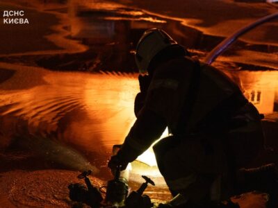 У Києві внаслідок нічної атаки рф постраждали мирні мешканці