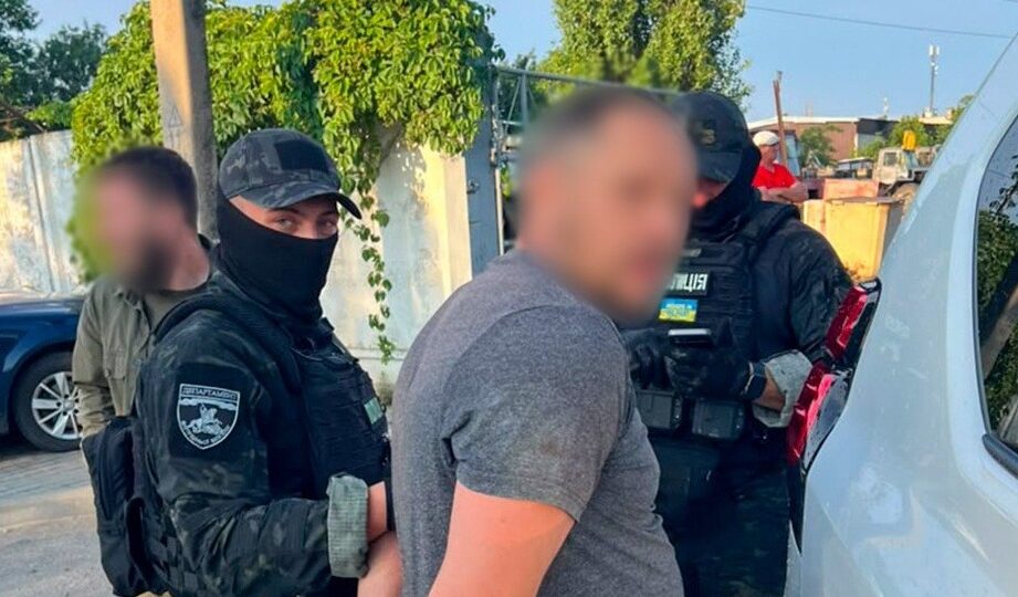 Фальшиве громадянство для уникнення мобілізації: викрито схему, організовану іноземцем 