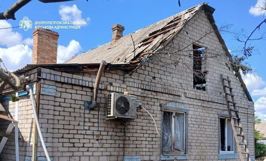 Ворог завдав майже 50 ударів по Дніпропетровщині, п’ятеро людей дістали поранень 
