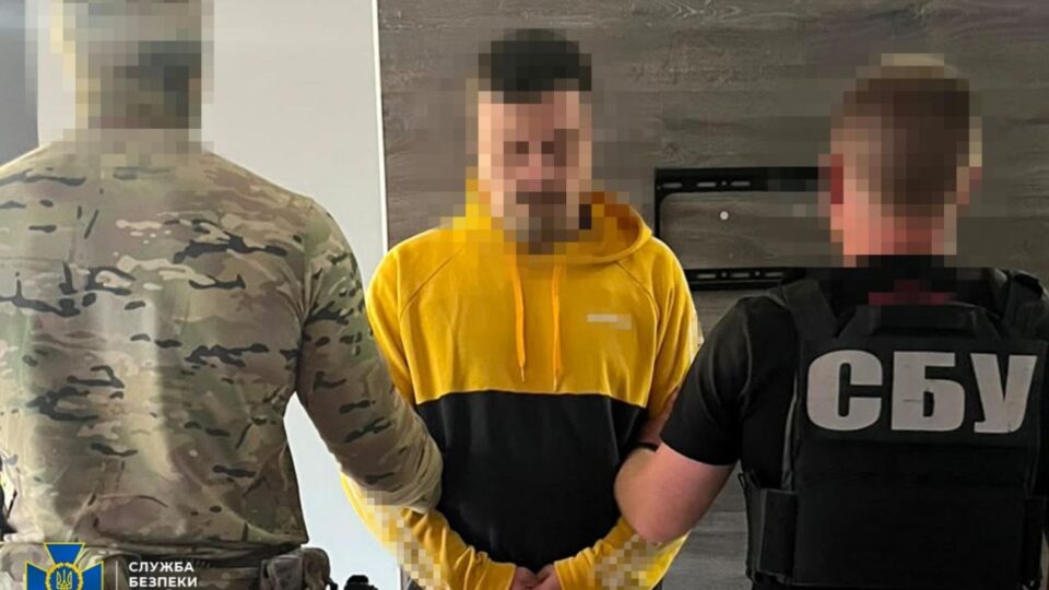 Коригував удари по трасі Полтава — Харків: затримано агента фсб, який відстежував маршрути Сил оборони 