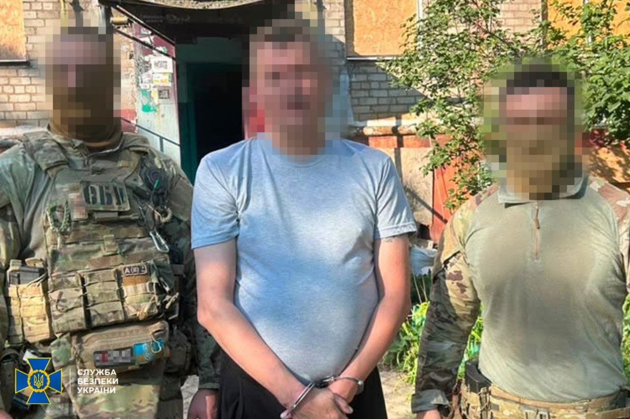 СБУ затримала таксиста в Краматорську, який коригував ворожі обстріли.