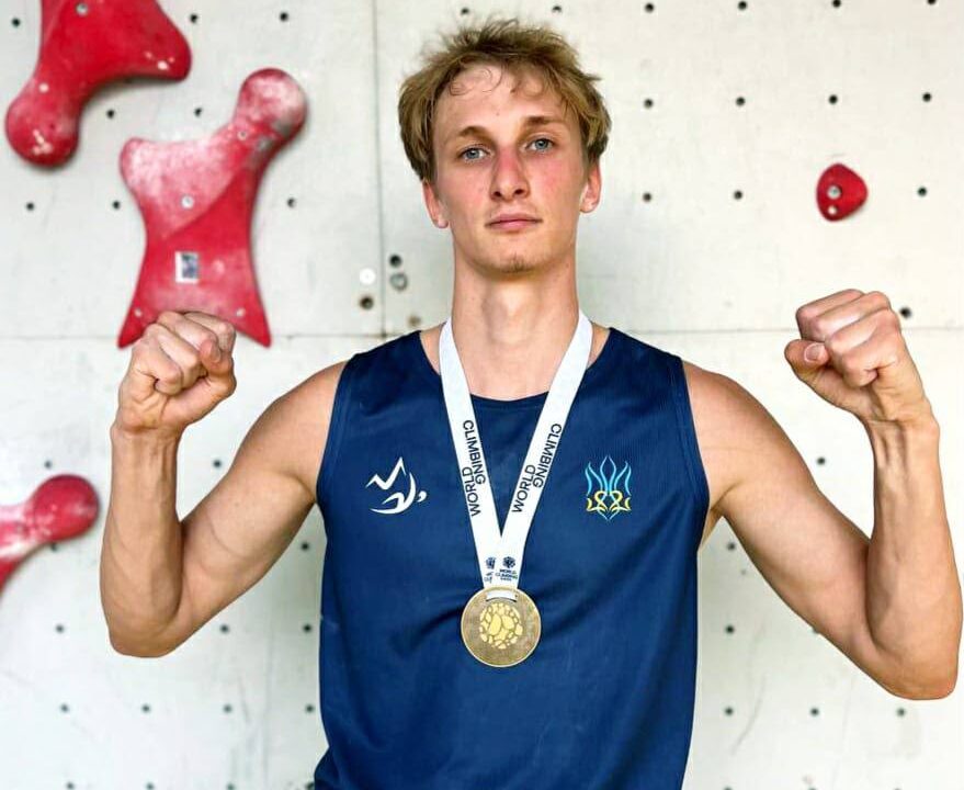 Наш спортсмен з медаллю