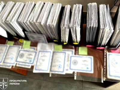Близько 200 ухилянтів фіктивно влаштували викладачами в Києві та Львові для отримання відстрочки
