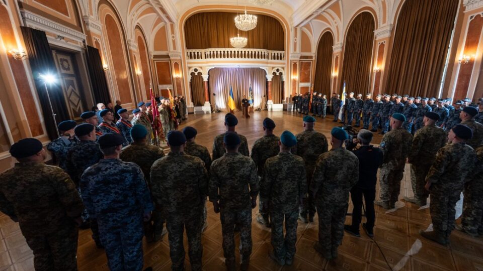 Президент у День ВМС оголосив про нову військово-морську академію та нагородив 25 захисників 