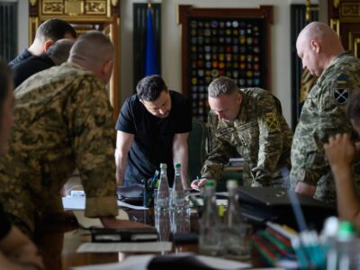 Україна посилює оборону Донеччини та готує нові удари по російській економіці — Президент