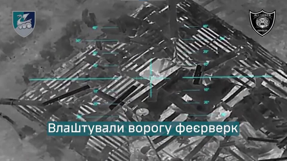 Міна на голови: морпіхи викурюють російських штурмовиків з їхніх нір 