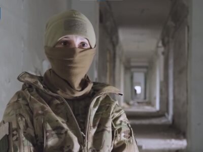 Служила медикинею, а після поранення перейшла в розвідку: історія захисниці «Челсі 54»